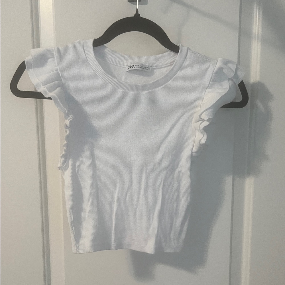 Zara White Ruffle Sleeve Top small